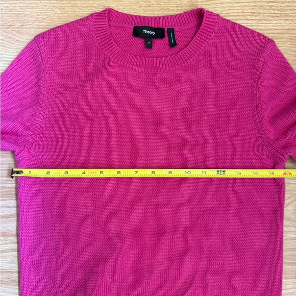 Theory Shrunken Crewneck Sweater in Cotton-Cashmere Pink Sz Small - Picture 5 of 5